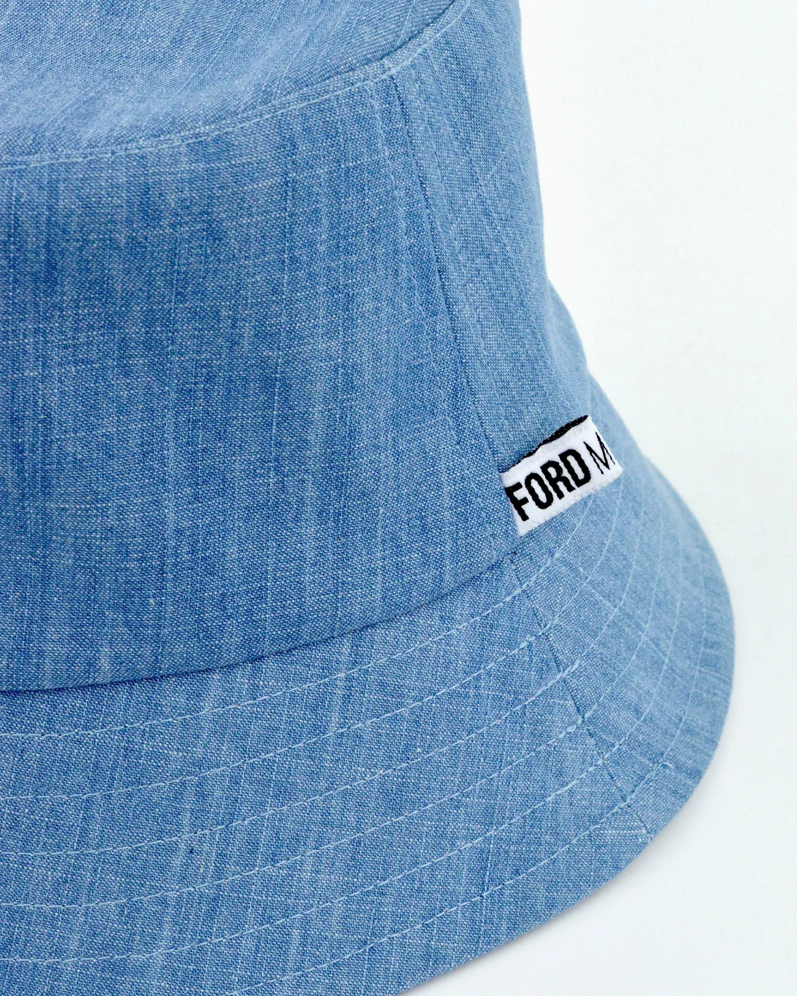 BILLY Unisex Bucket Hat (light denim)