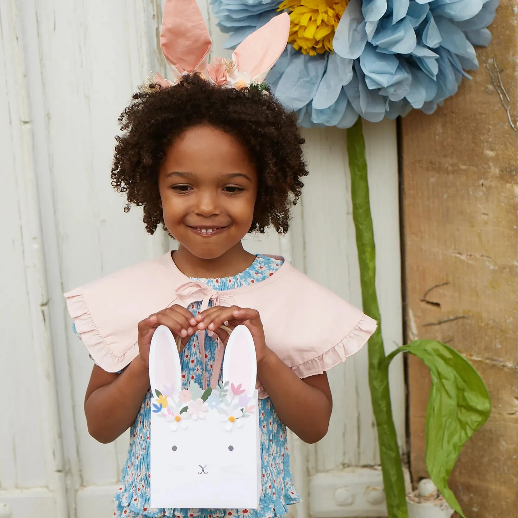 Easter Bunny Party Bags, Set of 6 Bunny Favor Bags with Floral Crown by Meri Meri, Perfect for handing out Easter favors & treats!