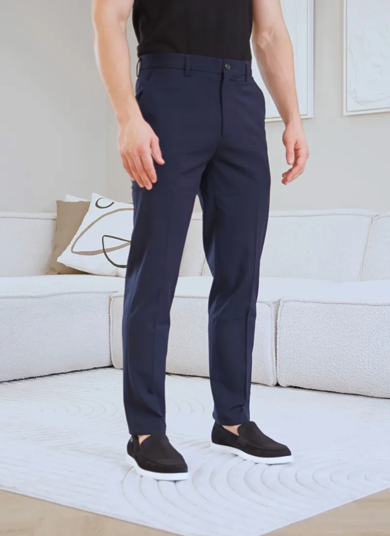 Lightweight tapered trousers - Navy