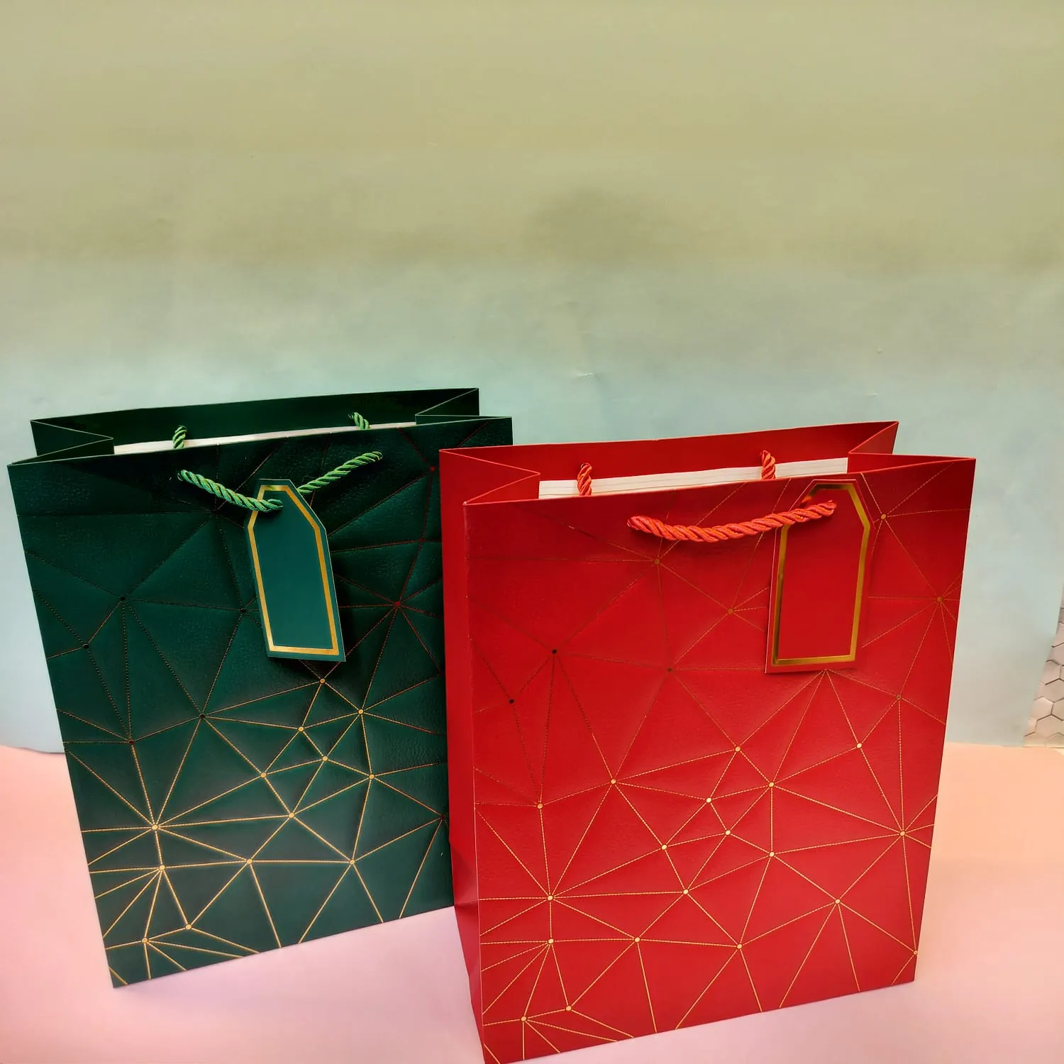 Stylish And Royal Gifting Paper Bag.